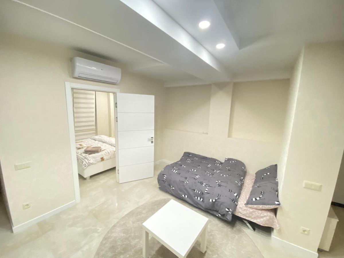 New Lux Apartment In Chisinau Ngoại thất bức ảnh