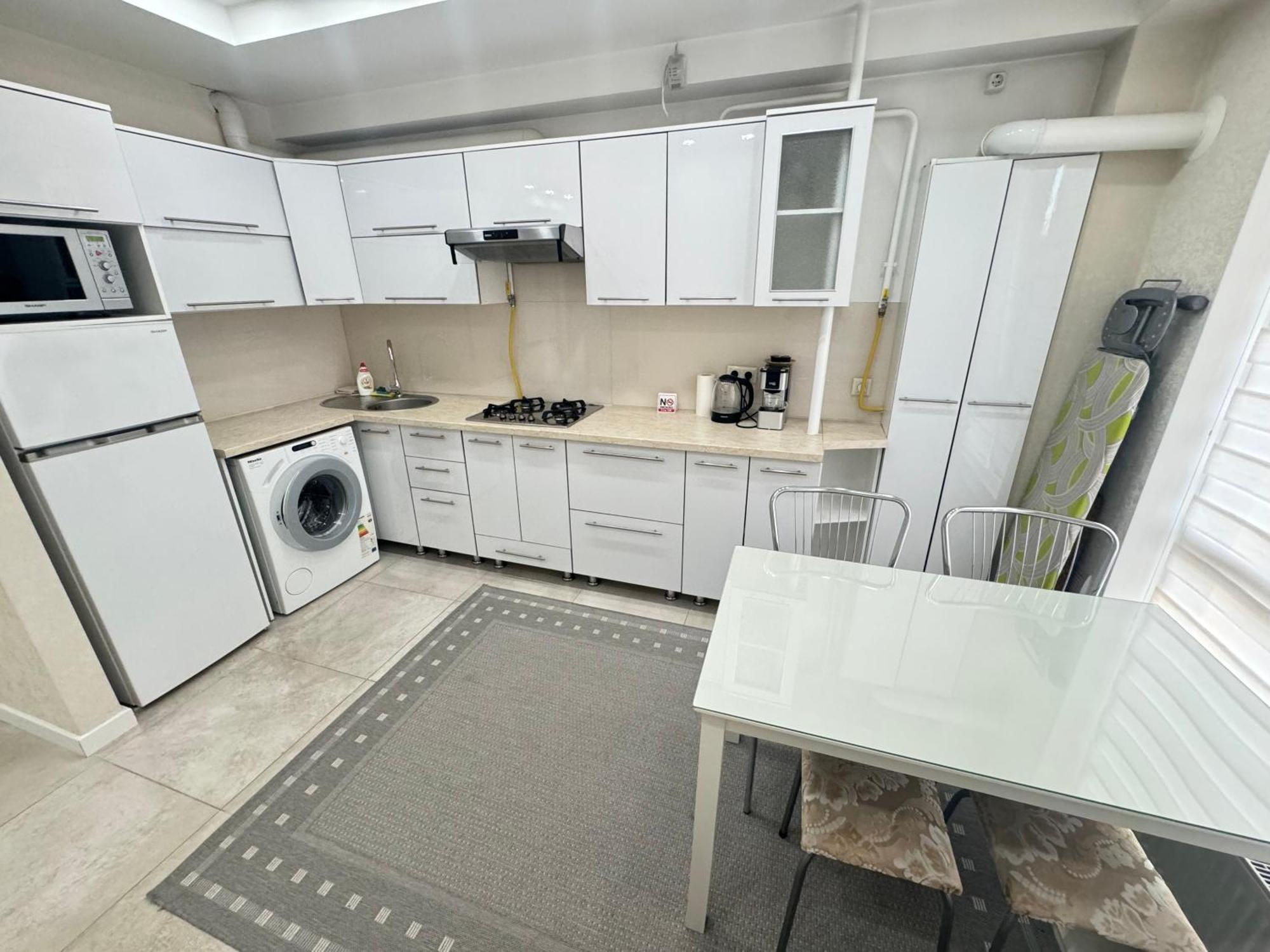 New Lux Apartment In Chisinau Ngoại thất bức ảnh