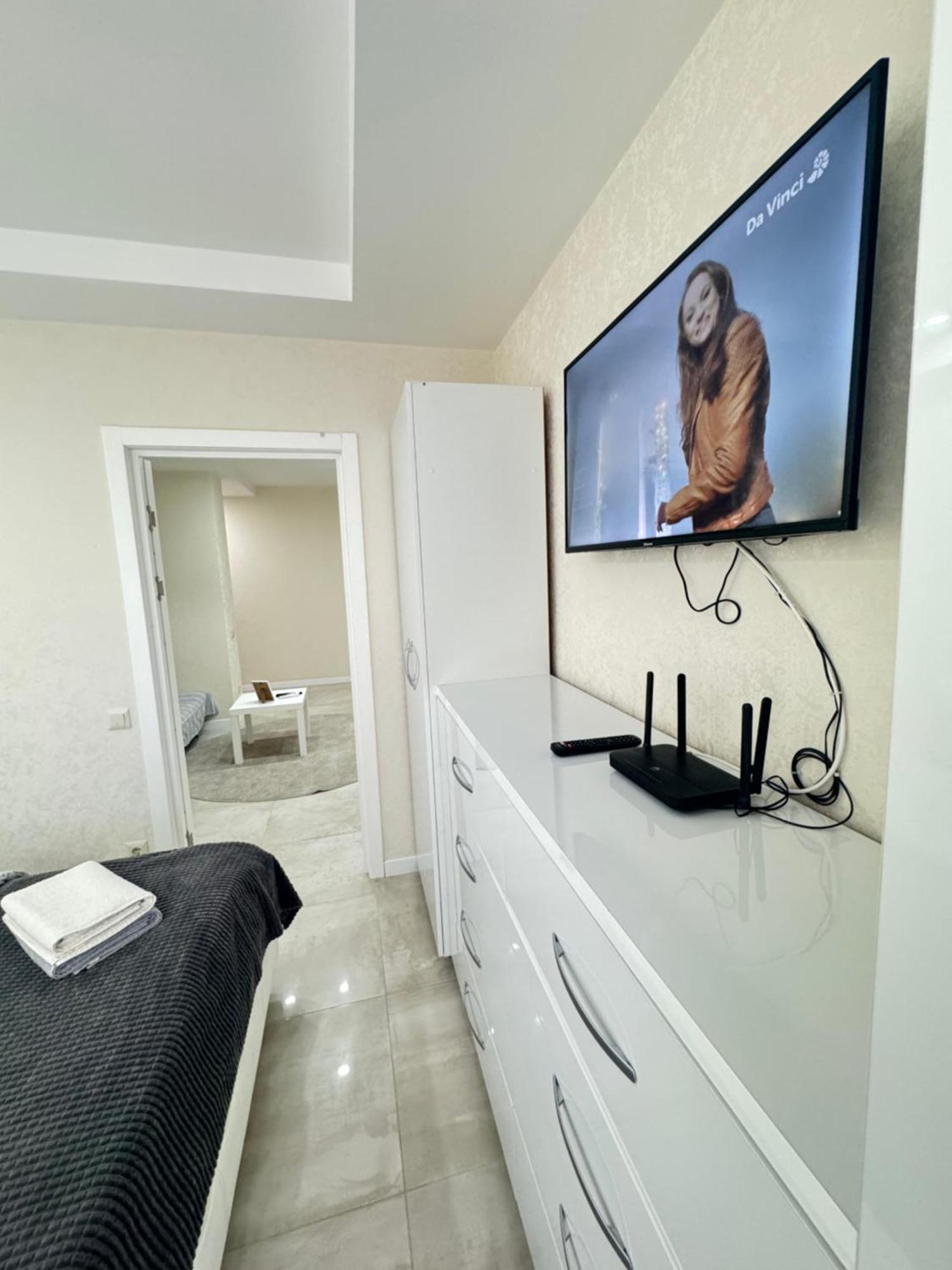 New Lux Apartment In Chisinau Ngoại thất bức ảnh
